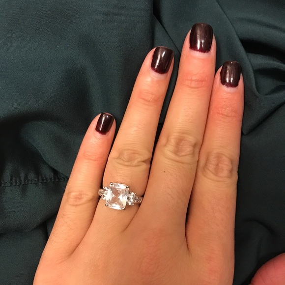 Kay Jeweler’s Size 6 Emerald Cut Ring - Picture 2 of 2